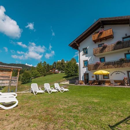 Wanderlust B&B Folgaria Exterior foto